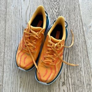 Hoka One One Mach Supersonic